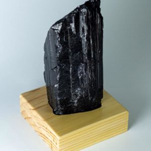 Tuermlina negra medellin , turmanlina negra en colombia, comprar turmalina negra